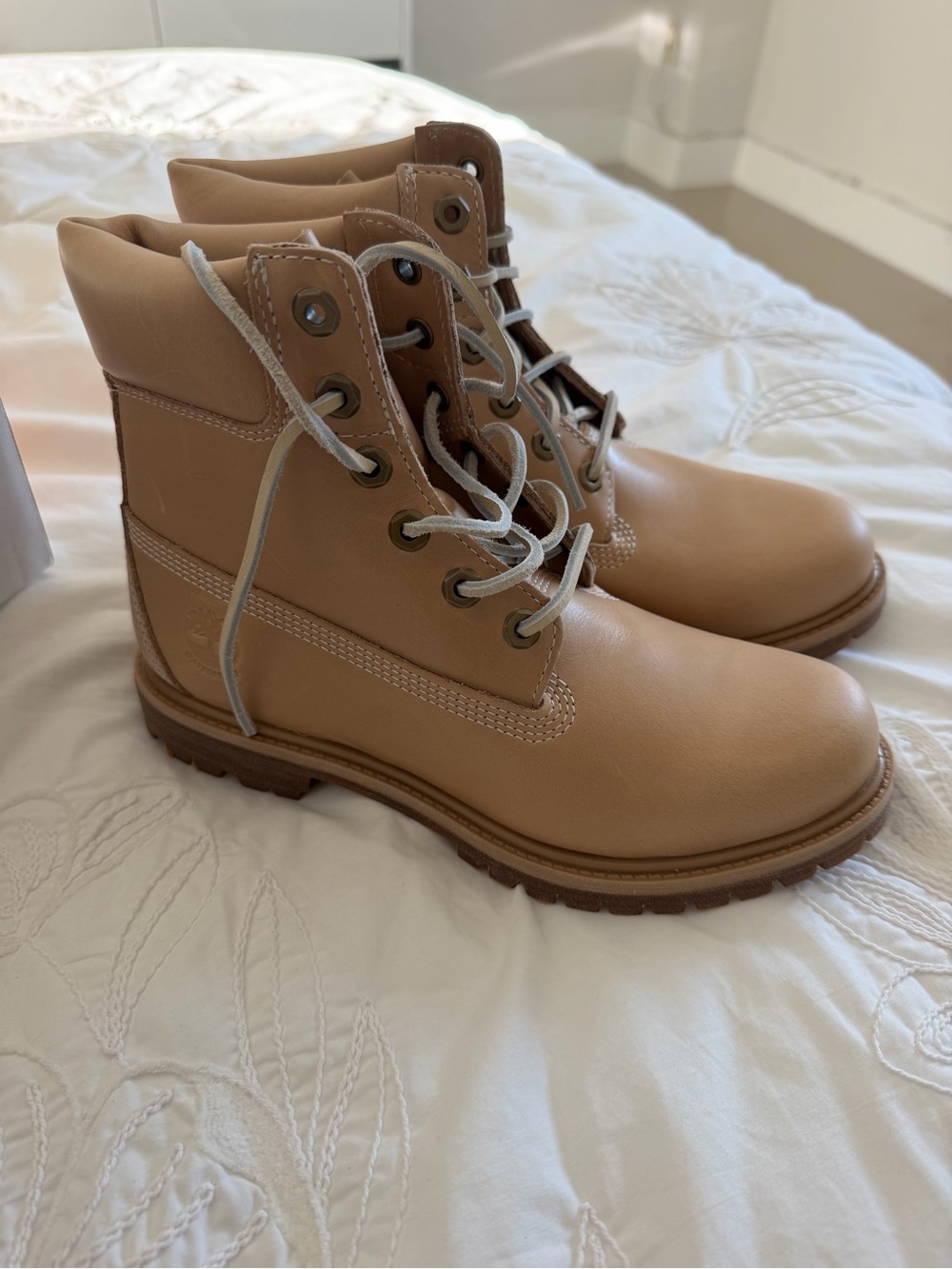 Timberland Women’s Tan Leather Boots